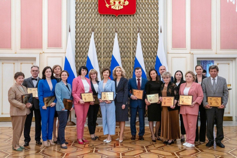 врачи иркутской областной клинической больницы получили премию «призвание-2025» за создание нового направления в медицине