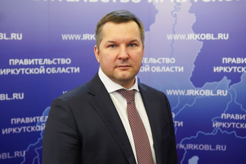 яков сандаков поздравил медицинских работников иркутской области с профессиональным праздником