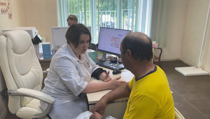 свыше 160 жителей иркутской области подключили к цифровой платформе «персональные медицинские помощники»