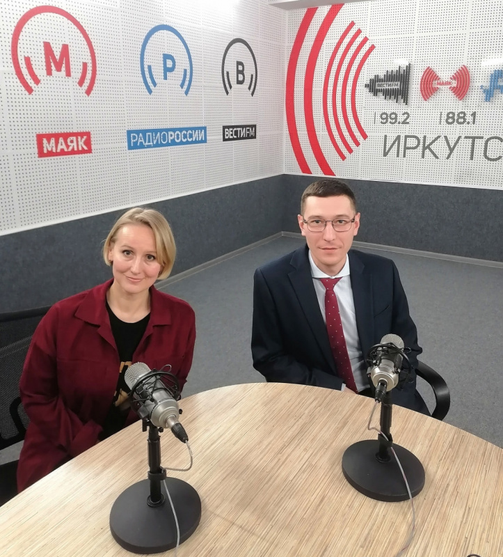 интервью. заведующий микрохирургическим отделением иркутской областной клинической больницы денис корнилов.