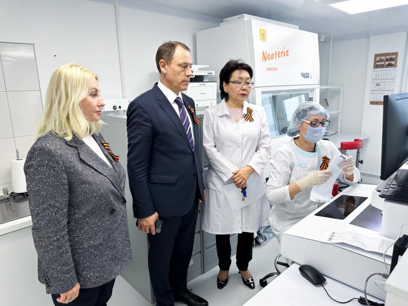 андрей модестов ознакомился с работой научного центра проблем здоровья семьи и репродукции человека и восточно-сибирского института медико-экологических исследований